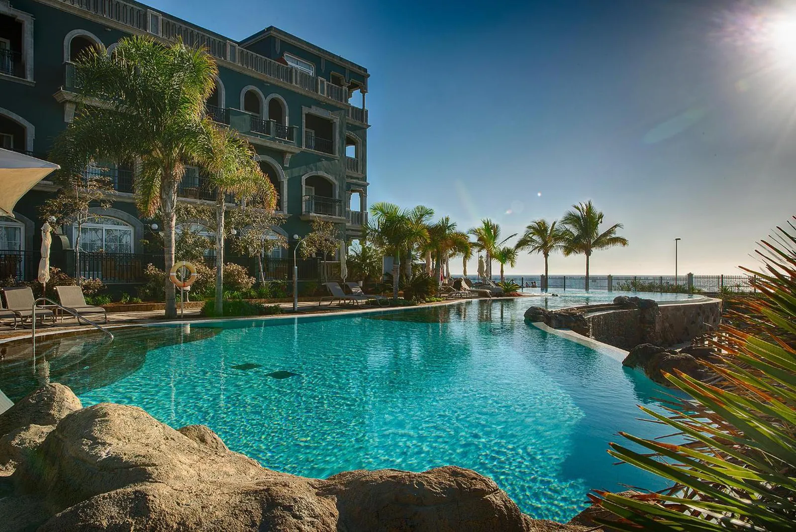 Infinity pool running out towards the Atlantic at Lopesan Villa del Conde