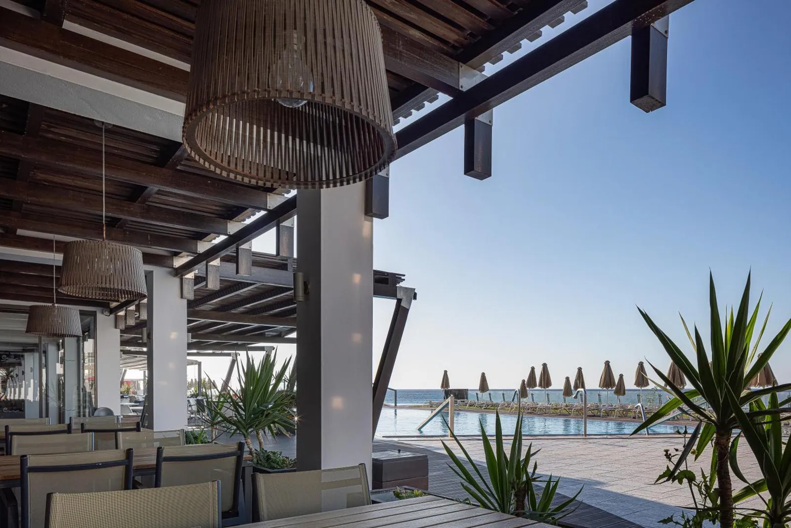 Pool bar seating looking out over the water